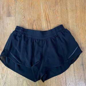 Lulu lemon hotty hot shorts